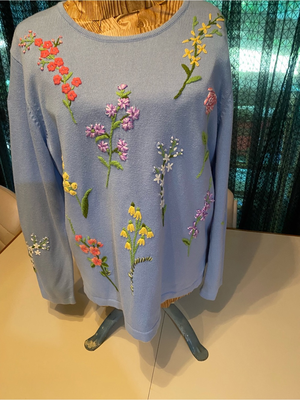 Quacker Factory Light Blue Floral Embroidered Scoopneck Sweater